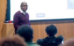 ASU校友和IDA B. Wells社会联合创始人在ASU中讲话